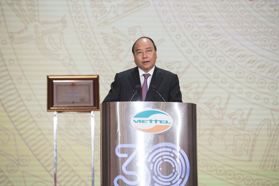 Thủ tướng: " Viettel cần vào top 100 doanh nghiệp viễn thông thế giới"